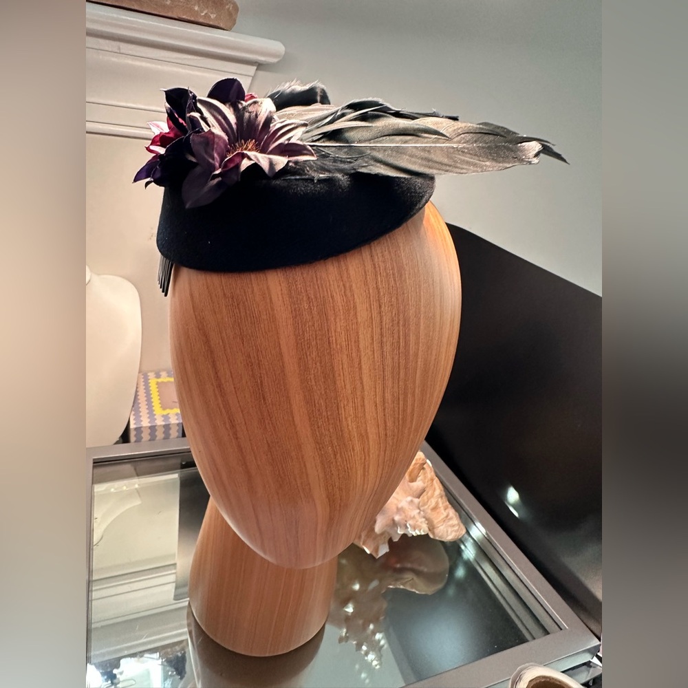 DARK PURPLE AND BLACK  FASCINATOR hat / hair  Accessories - Picture 4 of 14
